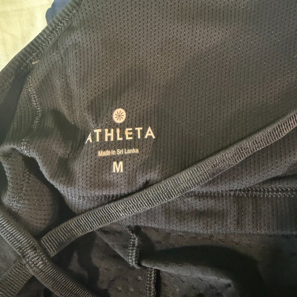 NWT - Athleta - Black Flow Tank Top - Size Medium - Picture 3 of 3